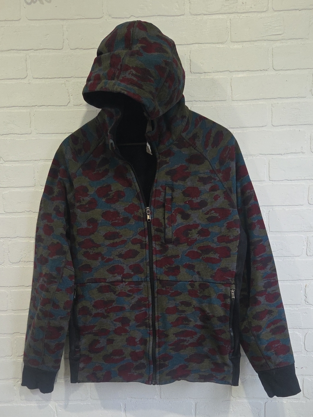 lululemon athletica Multicolor Camouflage Zip Hoodie - Blue, Burgundy, Green